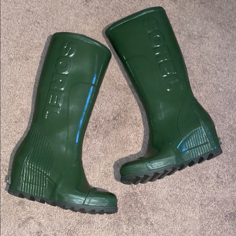 Rain Wedge Tall boots w/box